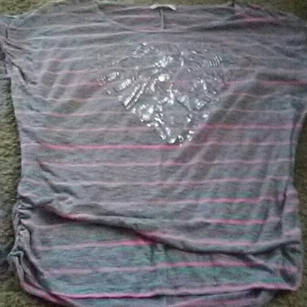Cute top sz m pink and Gray